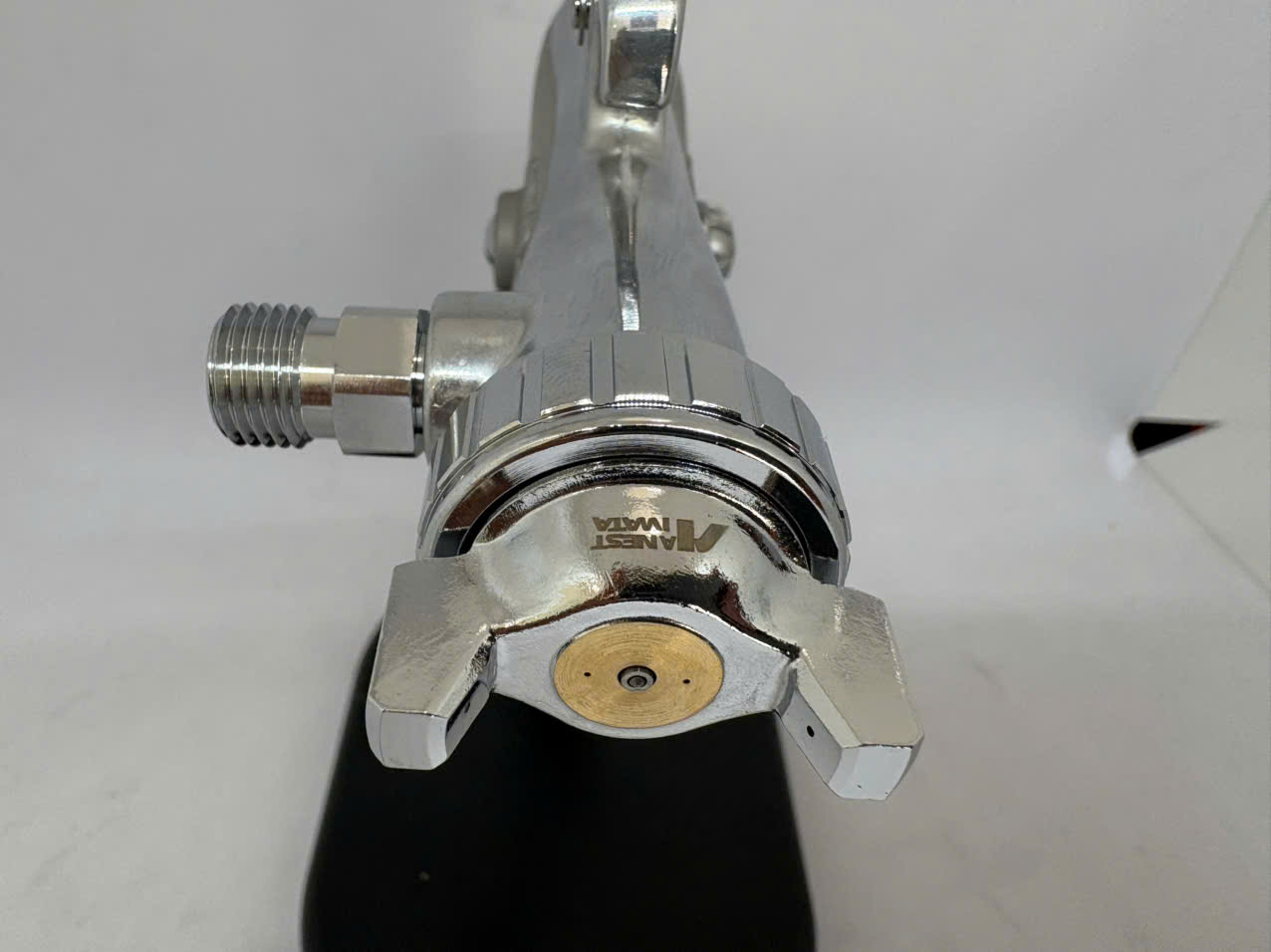 Logo Anest Iwata chống giả